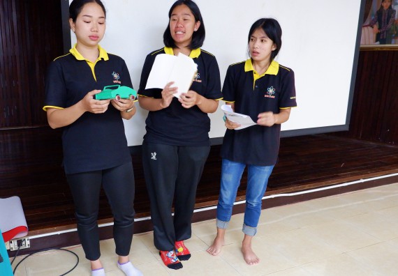 ภาพกิจกรรม โปรแกรมวิชาเคมี จัดอบรมเชิงปฏิบัติการพัฒนานักศึกษาครูด้วยแนวทางการศึกษาแบบสะเต็ม (STEM)