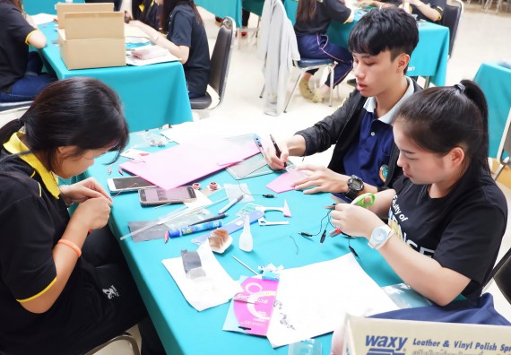 ภาพกิจกรรม โปรแกรมวิชาเคมี จัดอบรมเชิงปฏิบัติการพัฒนานักศึกษาครูด้วยแนวทางการศึกษาแบบสะเต็ม (STEM)