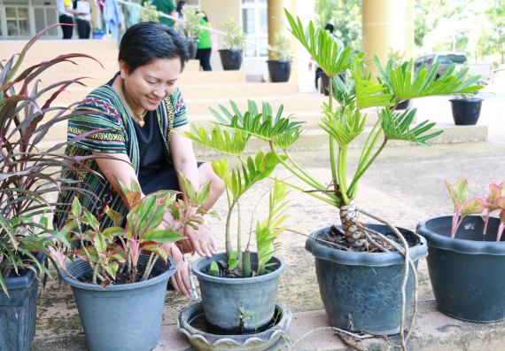 ภาพกิจกรรม คณะวิทยาศาสตร์และเทคโนโลยี จัดกิจกรรม Big Cleaning Day ทำลายแหล่งเพาะพันธ์ลูกน้ำยุงลายภายในหน่วยงาน
