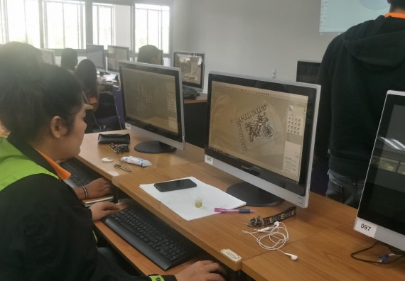 ภาพกิจกรรม นักศึกษาคณะวิทยาศาสตร์และเทคโนโลยี เข้าร่วมกิจกรรมการอบรมเผยแพร่ 3D Printer