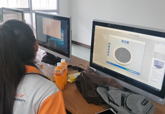 ภาพกิจกรรม นักศึกษาคณะวิทยาศาสตร์และเทคโนโลยี เข้าร่วมกิจกรรมการอบรมเผยแพร่ 3D Printer