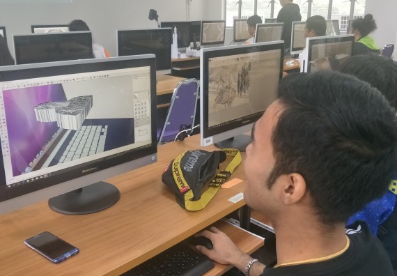 ภาพกิจกรรม นักศึกษาคณะวิทยาศาสตร์และเทคโนโลยี เข้าร่วมกิจกรรมการอบรมเผยแพร่ 3D Printer