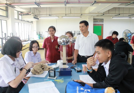 ภาพกิจกรรม คณะวิทยาศาสตร์และเทคโนโลยี จัดค่ายพัฒนาศักยภาพการเรียนรู้ของนักเรียนห้องเรียนพิเศษ