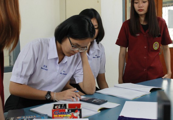 ภาพกิจกรรม คณะวิทยาศาสตร์และเทคโนโลยี จัดค่ายพัฒนาศักยภาพการเรียนรู้ของนักเรียนห้องเรียนพิเศษ