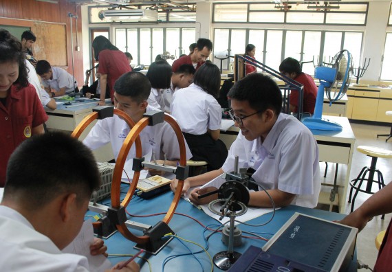 ภาพกิจกรรม คณะวิทยาศาสตร์และเทคโนโลยี จัดค่ายพัฒนาศักยภาพการเรียนรู้ของนักเรียนห้องเรียนพิเศษ