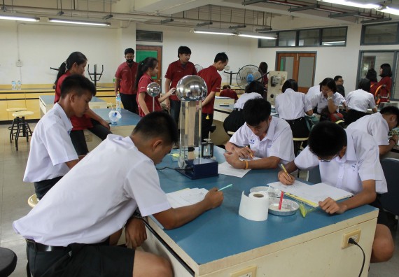 ภาพกิจกรรม คณะวิทยาศาสตร์และเทคโนโลยี จัดค่ายพัฒนาศักยภาพการเรียนรู้ของนักเรียนห้องเรียนพิเศษ