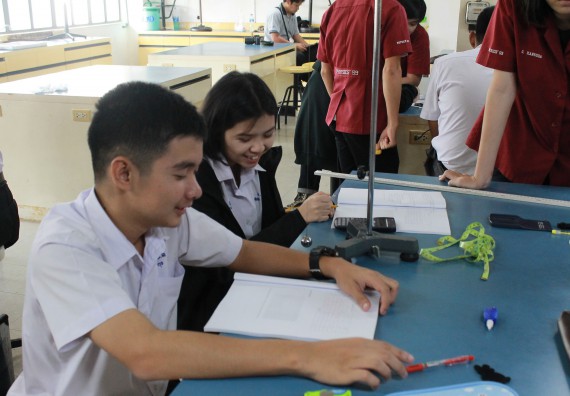 ภาพกิจกรรม คณะวิทยาศาสตร์และเทคโนโลยี จัดค่ายพัฒนาศักยภาพการเรียนรู้ของนักเรียนห้องเรียนพิเศษ