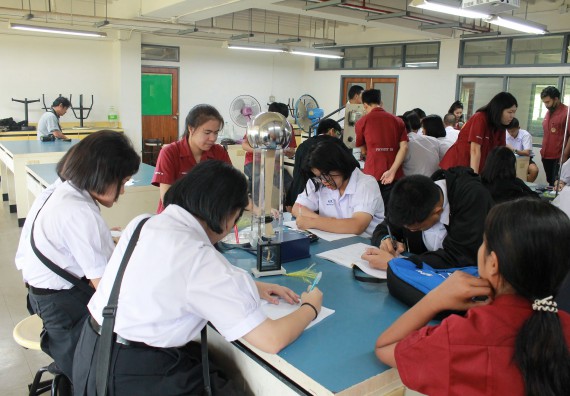 ภาพกิจกรรม คณะวิทยาศาสตร์และเทคโนโลยี จัดค่ายพัฒนาศักยภาพการเรียนรู้ของนักเรียนห้องเรียนพิเศษ