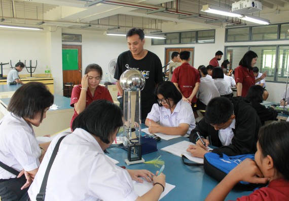 ภาพกิจกรรม คณะวิทยาศาสตร์และเทคโนโลยี จัดค่ายพัฒนาศักยภาพการเรียนรู้ของนักเรียนห้องเรียนพิเศษ