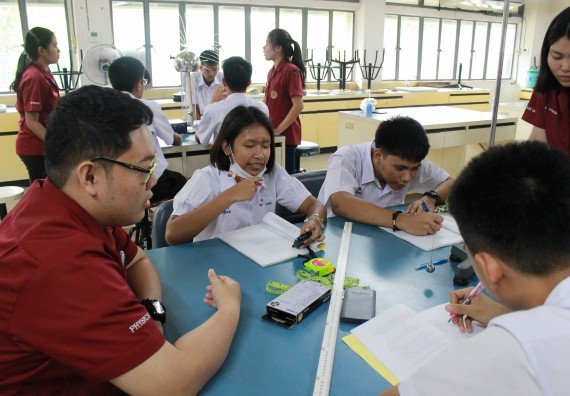 ภาพกิจกรรม คณะวิทยาศาสตร์และเทคโนโลยี จัดค่ายพัฒนาศักยภาพการเรียนรู้ของนักเรียนห้องเรียนพิเศษ