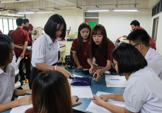 ภาพกิจกรรม คณะวิทยาศาสตร์และเทคโนโลยี จัดค่ายพัฒนาศักยภาพการเรียนรู้ของนักเรียนห้องเรียนพิเศษ