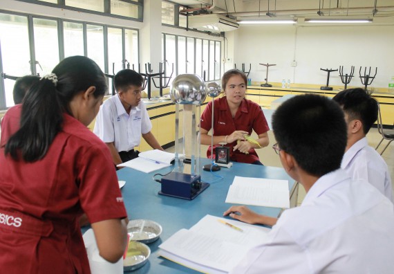 ภาพกิจกรรม คณะวิทยาศาสตร์และเทคโนโลยี จัดค่ายพัฒนาศักยภาพการเรียนรู้ของนักเรียนห้องเรียนพิเศษ