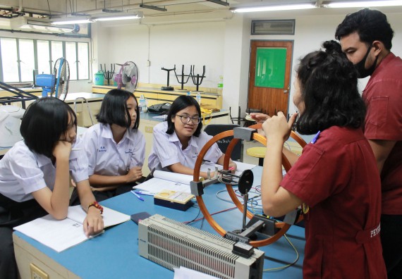 ภาพกิจกรรม คณะวิทยาศาสตร์และเทคโนโลยี จัดค่ายพัฒนาศักยภาพการเรียนรู้ของนักเรียนห้องเรียนพิเศษ