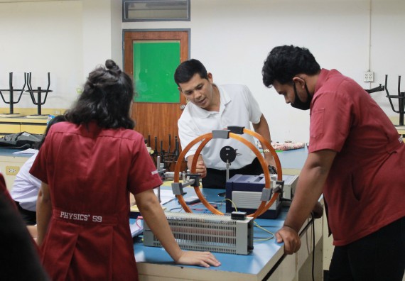 ภาพกิจกรรม คณะวิทยาศาสตร์และเทคโนโลยี จัดค่ายพัฒนาศักยภาพการเรียนรู้ของนักเรียนห้องเรียนพิเศษ