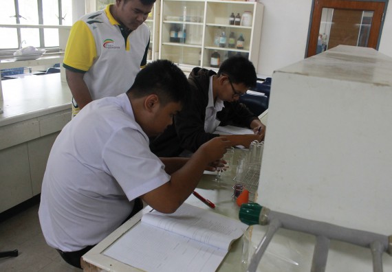 ภาพกิจกรรม คณะวิทยาศาสตร์และเทคโนโลยี จัดค่ายพัฒนาศักยภาพการเรียนรู้ของนักเรียนห้องเรียนพิเศษ