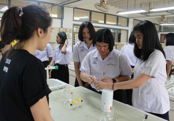 ภาพกิจกรรม คณะวิทยาศาสตร์และเทคโนโลยี จัดค่ายพัฒนาศักยภาพการเรียนรู้ของนักเรียนห้องเรียนพิเศษ