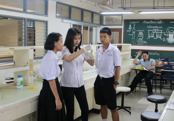 ภาพกิจกรรม คณะวิทยาศาสตร์และเทคโนโลยี จัดค่ายพัฒนาศักยภาพการเรียนรู้ของนักเรียนห้องเรียนพิเศษ