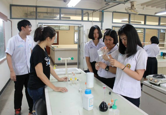ภาพกิจกรรม คณะวิทยาศาสตร์และเทคโนโลยี จัดค่ายพัฒนาศักยภาพการเรียนรู้ของนักเรียนห้องเรียนพิเศษ