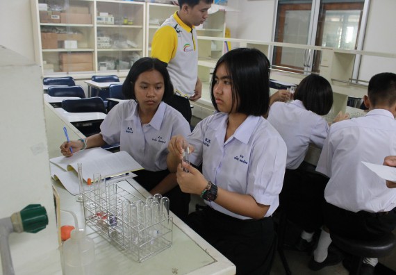 ภาพกิจกรรม คณะวิทยาศาสตร์และเทคโนโลยี จัดค่ายพัฒนาศักยภาพการเรียนรู้ของนักเรียนห้องเรียนพิเศษ