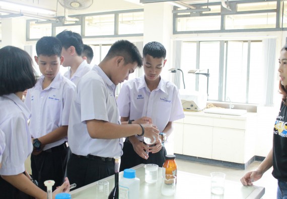 ภาพกิจกรรม คณะวิทยาศาสตร์และเทคโนโลยี จัดค่ายพัฒนาศักยภาพการเรียนรู้ของนักเรียนห้องเรียนพิเศษ