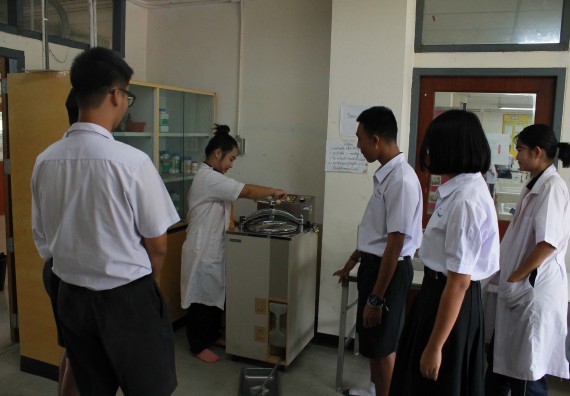 ภาพกิจกรรม คณะวิทยาศาสตร์และเทคโนโลยี จัดค่ายพัฒนาศักยภาพการเรียนรู้ของนักเรียนห้องเรียนพิเศษ