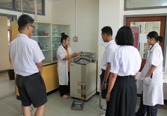 ภาพกิจกรรม คณะวิทยาศาสตร์และเทคโนโลยี จัดค่ายพัฒนาศักยภาพการเรียนรู้ของนักเรียนห้องเรียนพิเศษ