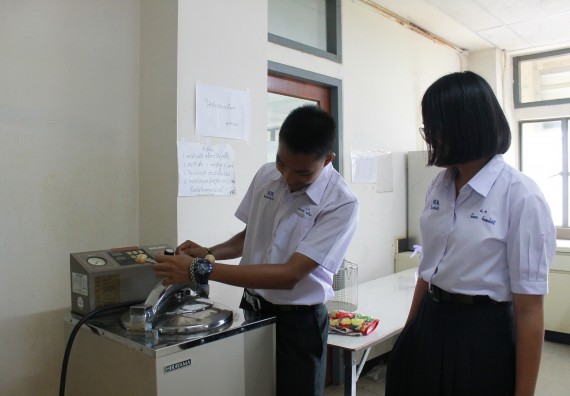 ภาพกิจกรรม คณะวิทยาศาสตร์และเทคโนโลยี จัดค่ายพัฒนาศักยภาพการเรียนรู้ของนักเรียนห้องเรียนพิเศษ