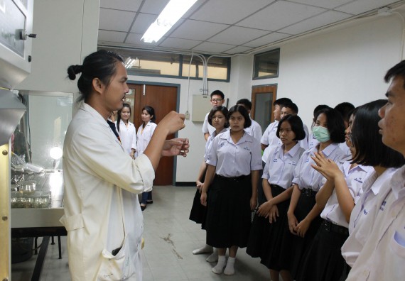 ภาพกิจกรรม คณะวิทยาศาสตร์และเทคโนโลยี จัดค่ายพัฒนาศักยภาพการเรียนรู้ของนักเรียนห้องเรียนพิเศษ