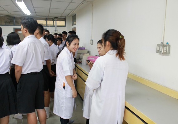 ภาพกิจกรรม คณะวิทยาศาสตร์และเทคโนโลยี จัดค่ายพัฒนาศักยภาพการเรียนรู้ของนักเรียนห้องเรียนพิเศษ