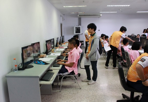 ภาพกิจกรรม คณะวิทยาศาสตร์และเทคโนโลยี จัดค่ายพัฒนาศักยภาพการเรียนรู้ของนักเรียนห้องเรียนพิเศษ