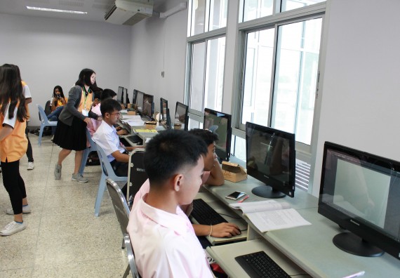 ภาพกิจกรรม คณะวิทยาศาสตร์และเทคโนโลยี จัดค่ายพัฒนาศักยภาพการเรียนรู้ของนักเรียนห้องเรียนพิเศษ