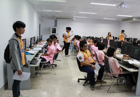 ภาพกิจกรรม คณะวิทยาศาสตร์และเทคโนโลยี จัดค่ายพัฒนาศักยภาพการเรียนรู้ของนักเรียนห้องเรียนพิเศษ