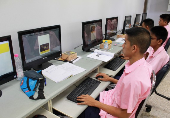 ภาพกิจกรรม คณะวิทยาศาสตร์และเทคโนโลยี จัดค่ายพัฒนาศักยภาพการเรียนรู้ของนักเรียนห้องเรียนพิเศษ