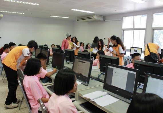 ภาพกิจกรรม คณะวิทยาศาสตร์และเทคโนโลยี จัดค่ายพัฒนาศักยภาพการเรียนรู้ของนักเรียนห้องเรียนพิเศษ