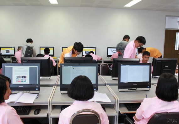 ภาพกิจกรรม คณะวิทยาศาสตร์และเทคโนโลยี จัดค่ายพัฒนาศักยภาพการเรียนรู้ของนักเรียนห้องเรียนพิเศษ