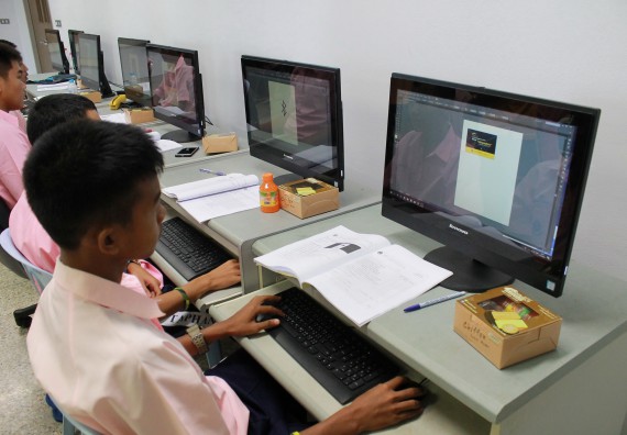 ภาพกิจกรรม คณะวิทยาศาสตร์และเทคโนโลยี จัดค่ายพัฒนาศักยภาพการเรียนรู้ของนักเรียนห้องเรียนพิเศษ