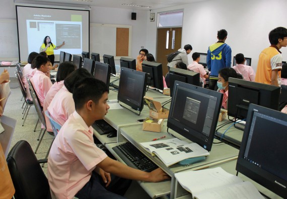 ภาพกิจกรรม คณะวิทยาศาสตร์และเทคโนโลยี จัดค่ายพัฒนาศักยภาพการเรียนรู้ของนักเรียนห้องเรียนพิเศษ