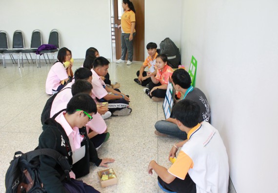 ภาพกิจกรรม คณะวิทยาศาสตร์และเทคโนโลยี จัดค่ายพัฒนาศักยภาพการเรียนรู้ของนักเรียนห้องเรียนพิเศษ