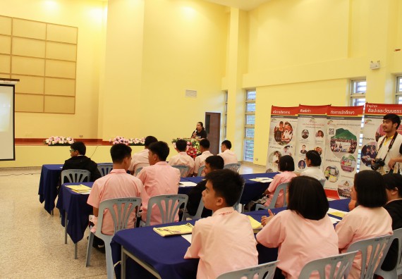 ภาพกิจกรรม คณะวิทยาศาสตร์และเทคโนโลยี จัดค่ายพัฒนาศักยภาพการเรียนรู้ของนักเรียนห้องเรียนพิเศษ