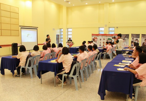 ภาพกิจกรรม คณะวิทยาศาสตร์และเทคโนโลยี จัดค่ายพัฒนาศักยภาพการเรียนรู้ของนักเรียนห้องเรียนพิเศษ