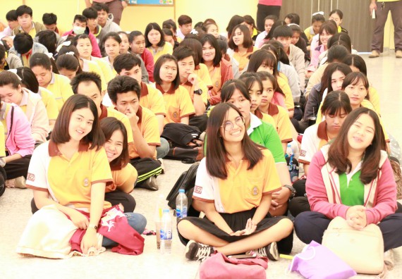 ภาพกิจกรรม คณะวิทยาศาสตร์และเทคโนโลยี จัดกิจกรรมวิเทศสัมพันธ์สัญจร เพื่อประชาสัมพันธ์กิจกรรมอาเซียนศึกษา