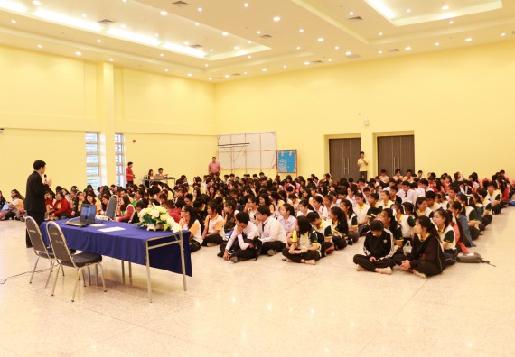 ภาพกิจกรรม คณะวิทยาศาสตร์และเทคโนโลยี จัดกิจกรรมวิเทศสัมพันธ์สัญจร เพื่อประชาสัมพันธ์กิจกรรมอาเซียนศึกษา