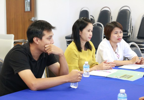 ภาพกิจกรรม คณะวิทยาศาสตร์และเทคโนโลยี จัดประชุม เรื่อง การจัดค่ายวิทยาศาสตร์โรงเรียนสาธิตฯ