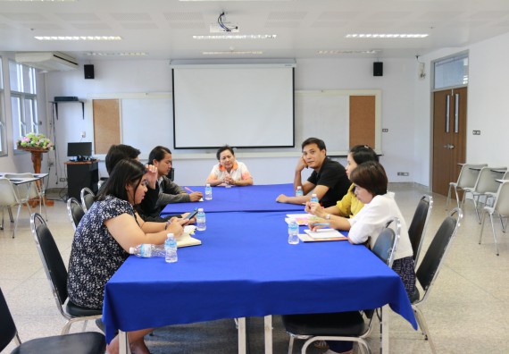 ภาพกิจกรรม คณะวิทยาศาสตร์และเทคโนโลยี จัดประชุม เรื่อง การจัดค่ายวิทยาศาสตร์โรงเรียนสาธิตฯ