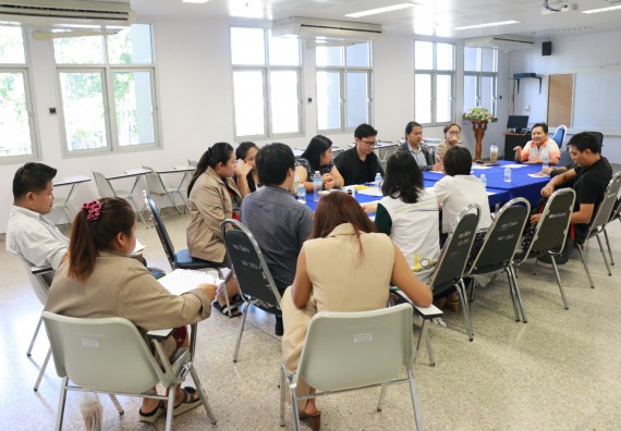 ภาพกิจกรรม คณะวิทยาศาสตร์และเทคโนโลยี จัดประชุม เรื่อง การจัดค่ายวิทยาศาสตร์โรงเรียนสาธิตฯ