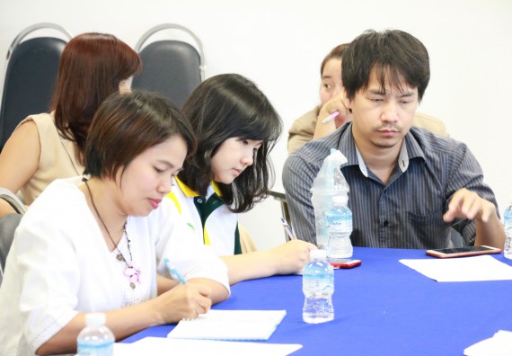 ภาพกิจกรรม คณะวิทยาศาสตร์และเทคโนโลยี จัดประชุม เรื่อง การจัดค่ายวิทยาศาสตร์โรงเรียนสาธิตฯ