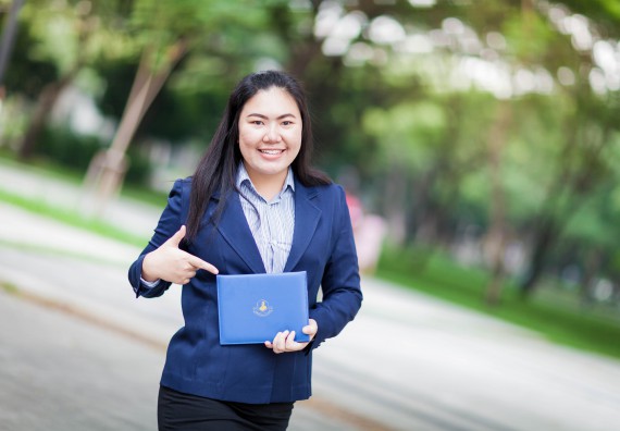 ภาพกิจกรรม คณะวิทยาศาสตร์และเทคโนโลยี เข้าร่วมพิธีมอบรางวัลยอดเยี่ยม ทุนการศึกษาบุคคลและองค์กรดีเด่นทางวิทยาศาสตร์ ครั้งที่ 51 ประจำปี 2561