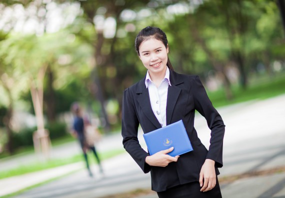ภาพกิจกรรม คณะวิทยาศาสตร์และเทคโนโลยี เข้าร่วมพิธีมอบรางวัลยอดเยี่ยม ทุนการศึกษาบุคคลและองค์กรดีเด่นทางวิทยาศาสตร์ ครั้งที่ 51 ประจำปี 2561