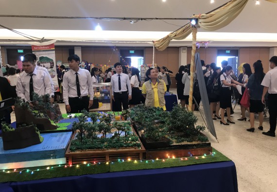 ภาพกิจกรรม คณะวิทยาศาสตร์และเทคโนโลยี เข้าร่วมงานนิทรรศการราชภัฏกำแพงเพชรวิชาการ ครั้งที่ 15 