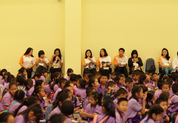 ภาพกิจกรรม คณะวิทยาศาสตร์และเทคโนโลยี จัดค่ายวิทยาศาสตร์โรงเรียนสาธิตฯ